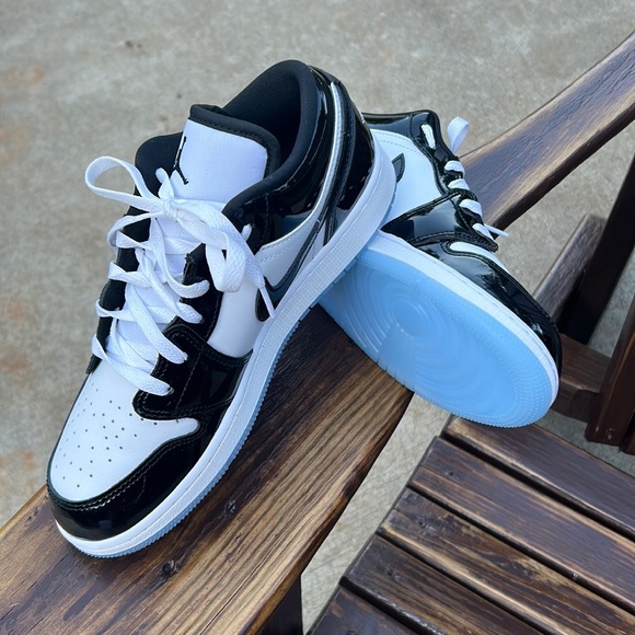 Original Air Jordans 1 low; Retro. NEW WITH BOX; never worn. - Picture 1 of 5